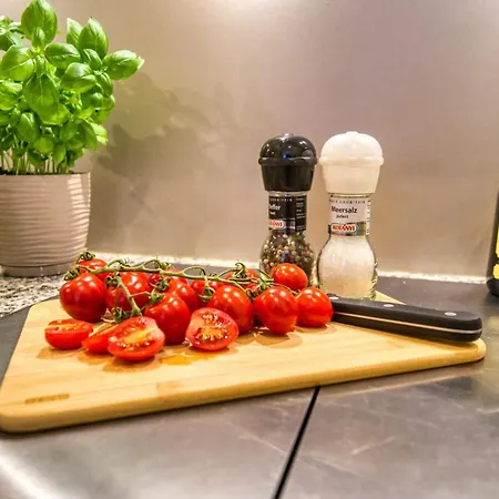 - Haus C, App 0c0906